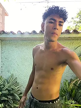 twinks 28 online show from 03-10-26, 12:31
