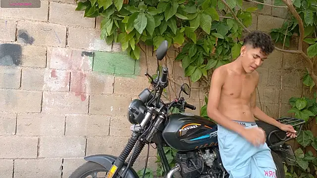 twinks 28 online show from 02-10-26, 09:58