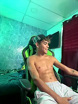 twinks 28 online show from 10-10-25, 08:09