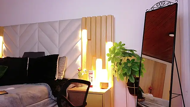 Anaise latif online show from 10-03-25, 11:34