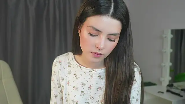 ArletteBiddix online show from 03-03-25, 05:41