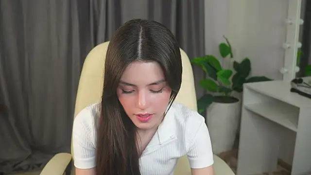 ArletteBiddix online show from 03-07-25, 02:34