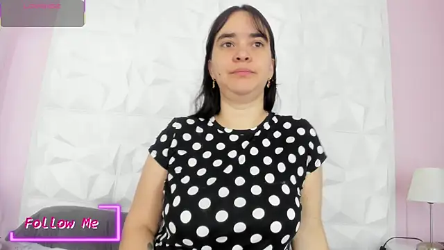 Valeriagomez  online show from 11-28-25, 12:05