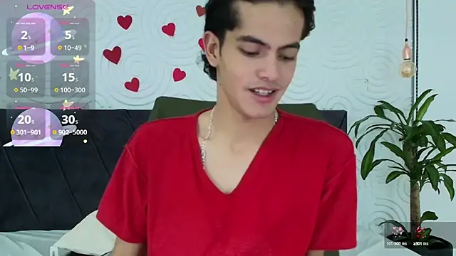 Maximoherrera 16 online show from 04-15-26, 04:44