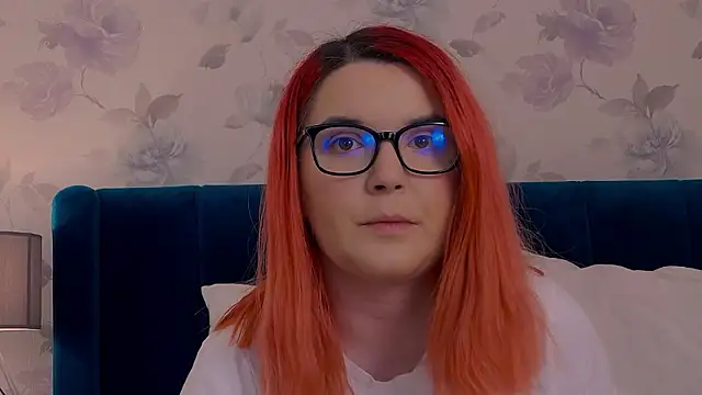 Snapshot of KailyKay chatting on 02-12-26, 07:13 KailyKay online show from 02-12-26, 07:13