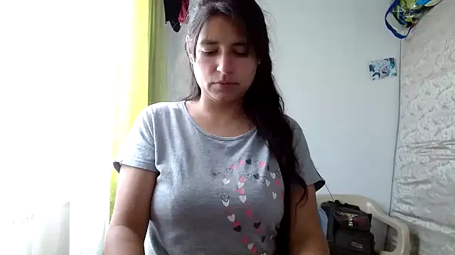 Snapshot of Escarcha-blue chatting on 03-01-26, 06:52 Escarcha-blue online show from 03-01-26, 06:52