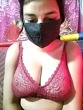 Snapshot of kusum_girl chatting on 03-17-25, 04:40 kusum girl online show from 03-17-25, 04:40