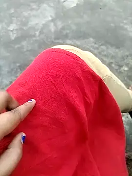 Snapshot of kusum_girl chatting on 03-05-25, 12:11 kusum girl online show from 03-05-25, 12:11