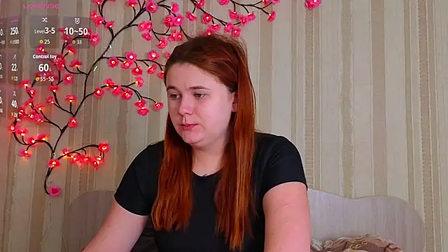 Snapshot of Eva_Starlight chatting on 02-15-26, 08:57 Eva Starlight online show from 02-15-26, 08:57