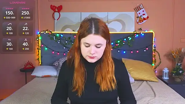 Eva Starlight online show from 12-14-25, 04:08