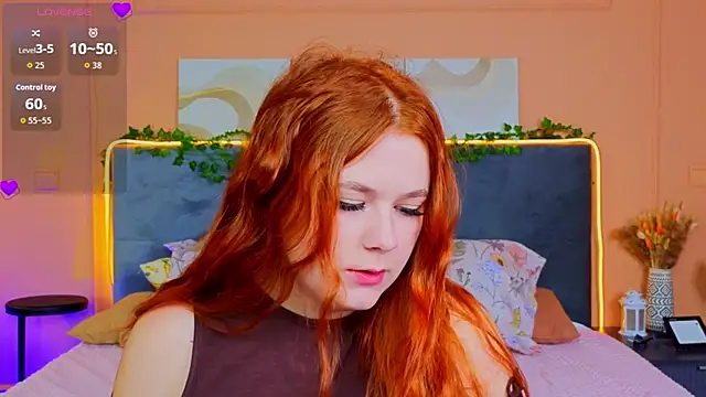 Eva Starlight online show from 10-04-25, 05:42