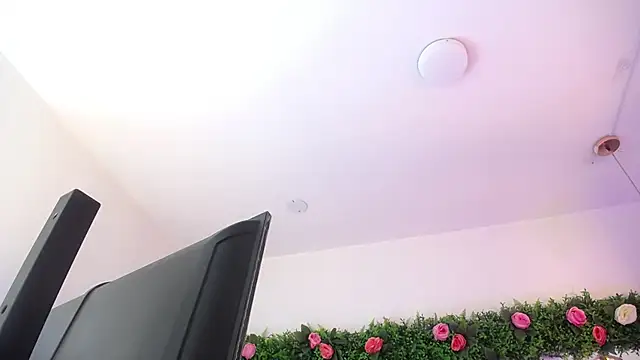 Agata Grubisic online show from 01-14-26, 03:32