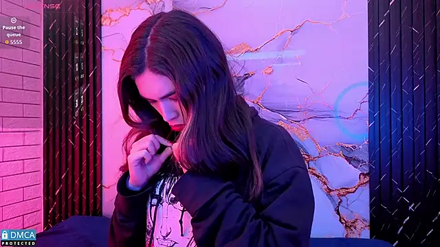 MaeveKuro online show from 03-04-26, 03:03