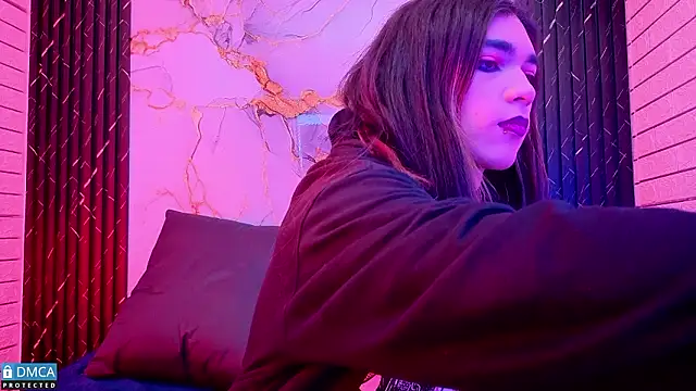 MaeveKuro online show from 03-07-26, 03:02