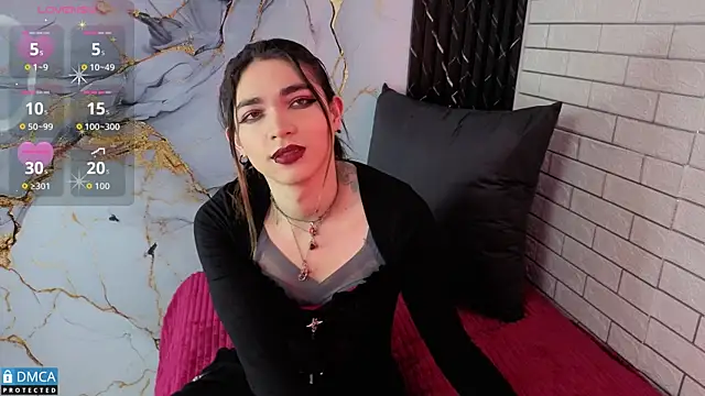 MaeveKuro online show from 04-11-26, 03:25