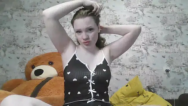 Snapshot of Eveline_May chatting on 03-14-25, 03:14 Eveline May online show from 03-14-25, 03:14