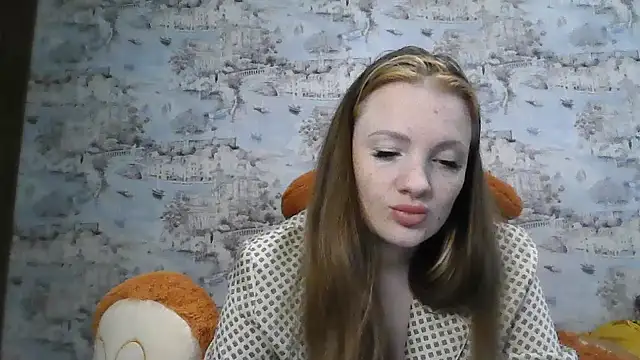 Snapshot of Eveline_May chatting on 09-22-25, 02:23 Eveline May online show from 09-22-25, 02:23
