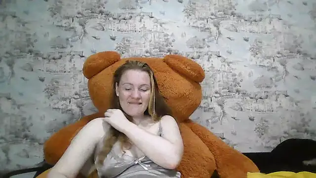 Eveline May online show from 11-04-25, 04:55