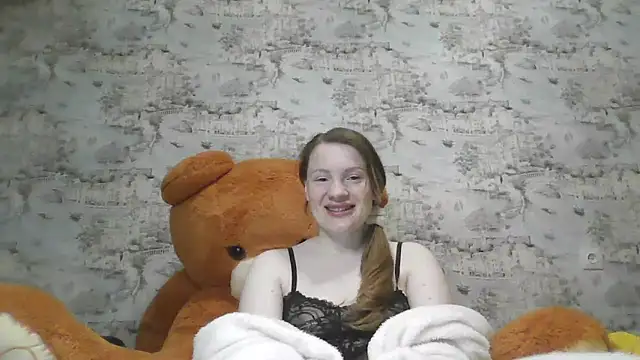 Snapshot of Eveline_May chatting on 03-02-25, 04:58 Eveline May online show from 03-02-25, 04:58