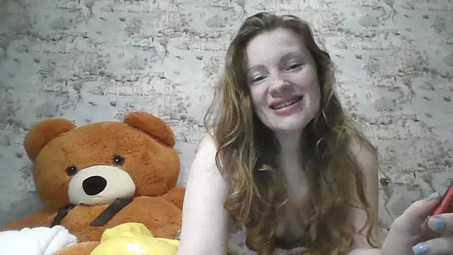 Snapshot of Eveline_May chatting on 03-05-25, 04:13 Eveline May online show from 03-05-25, 04:13