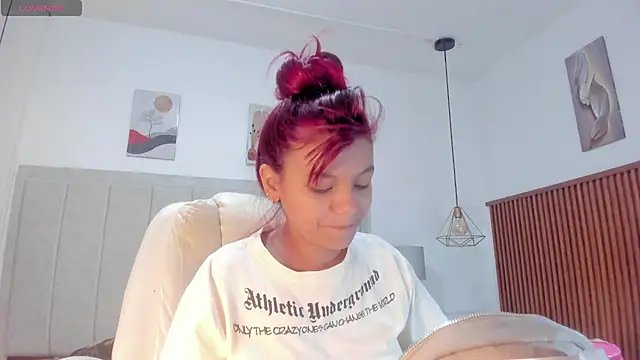 gime lara online show from 11-20-25, 12:39