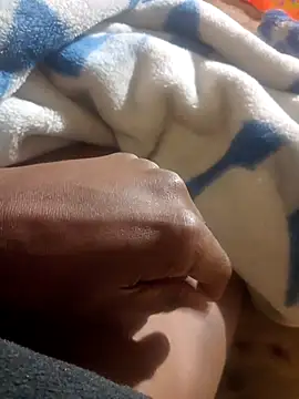 Snapshot of Sadiki1307 chatting on 10-29-25, 12:42 Sadiki1307 online show from 10-29-25, 12:42