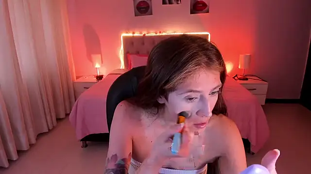 Emily Warren  online show from 01-16-26, 07:51