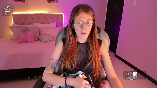 Emily Warren  online show from 03-31-26, 08:11