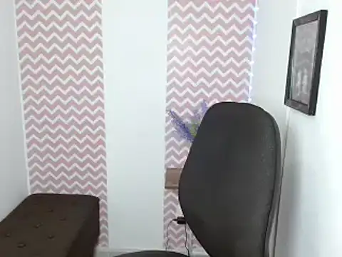 Snapshot of dayanacarson chatting on 01-17-26, 03:26 dayanacarson online show from 01-17-26, 03:26