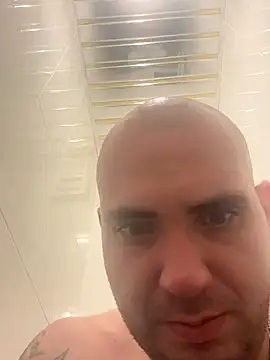 inkviziciq1 online show from 09-22-25, 11:44