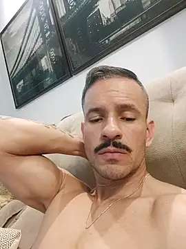 juniortche1313 online show from 11-04-25, 04:44