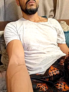 juniortche1313 online show from 02-28-26, 03:06