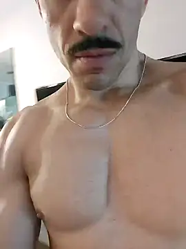 juniortche1313 online show from 12-03-25, 05:12