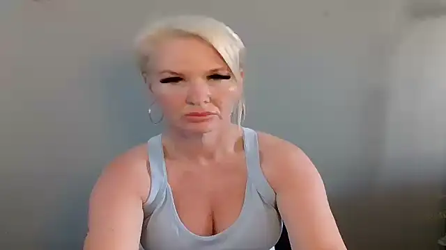 Blonde-Grace online show from 07-13-26, 02:05