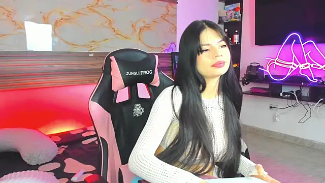 Cloe roouse online show from 11-10-25, 07:08