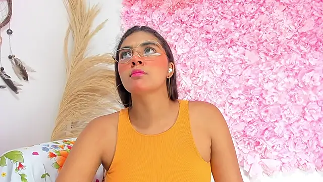 Melodymoore  online show from 02-18-26, 01:25