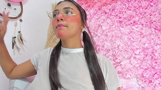 Melodymoore  online show from 02-21-26, 09:28