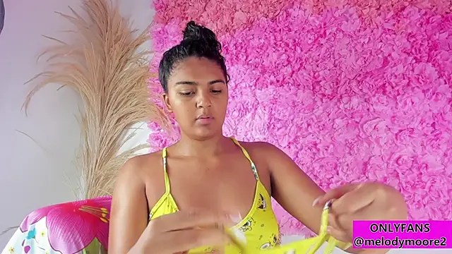 Melodymoore  online show from 11-03-25, 10:13