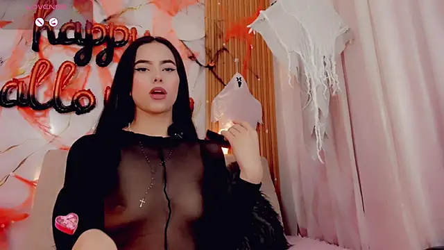 Snapshot of ValeriCardenas chatting on 10-25-25, 01:27 ValeriCardenas online show from 10-25-25, 01:27