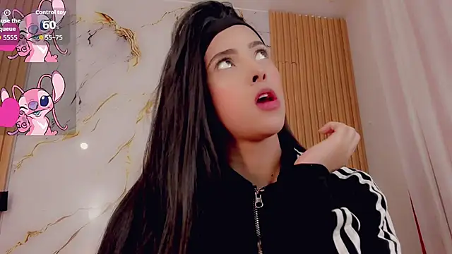 Snapshot of ValeriCardenas chatting on 02-11-26, 02:11 ValeriCardenas online show from 02-11-26, 02:11