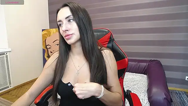 JenniferStone online show from 10-30-25, 07:39