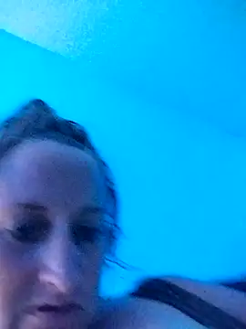 Snapshot of Butterflysky777 chatting on 10-21-25, 04:01 Butterflysky777 online show from 10-21-25, 04:01