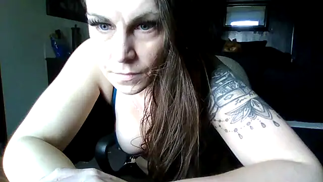 mrstoxox4594 online show from 03-01-25, 05:05