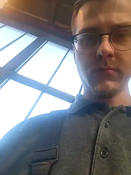 Snapshot of luckyluuk25 chatting on 03-04-26, 12:24 luckyluuk25 online show from 03-04-26, 12:24