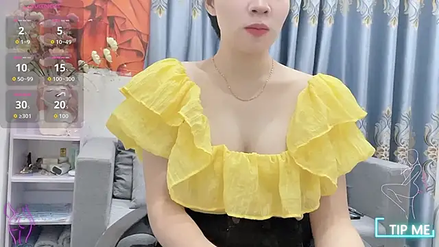 Snapshot of shishi_101 chatting on 10-16-25, 01:41 shishi 101 online show from 10-16-25, 01:41