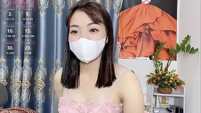 Snapshot of shishi_101 chatting on 03-17-25, 10:27 shishi 101 online show from 03-17-25, 10:27