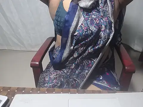 Snapshot of Megha-34 chatting on 01-09-26, 06:15 Megha-34 online show from 01-09-26, 06:15