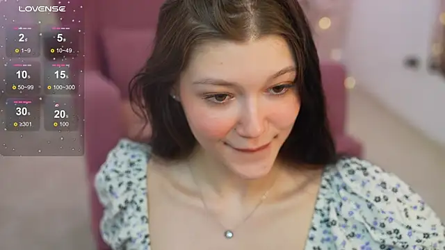 Snapshot of Kelly_Ember chatting on 03-15-25, 08:48 Kelly Ember online show from 03-15-25, 08:48
