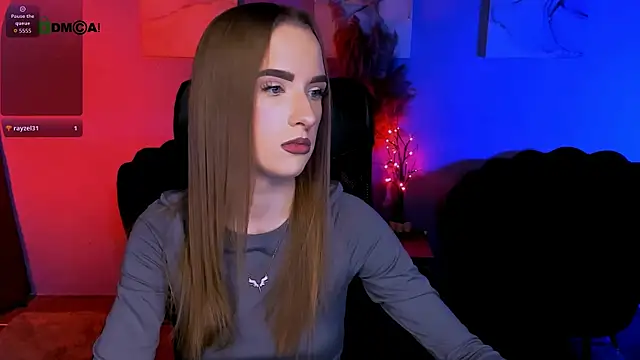 doll vey online show from 11-30-25, 08:09