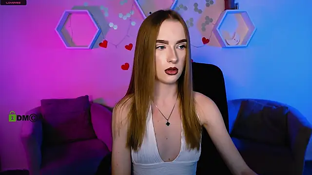 Snapshot of doll_vey chatting on 10-10-25, 07:36 doll vey online show from 10-10-25, 07:36
